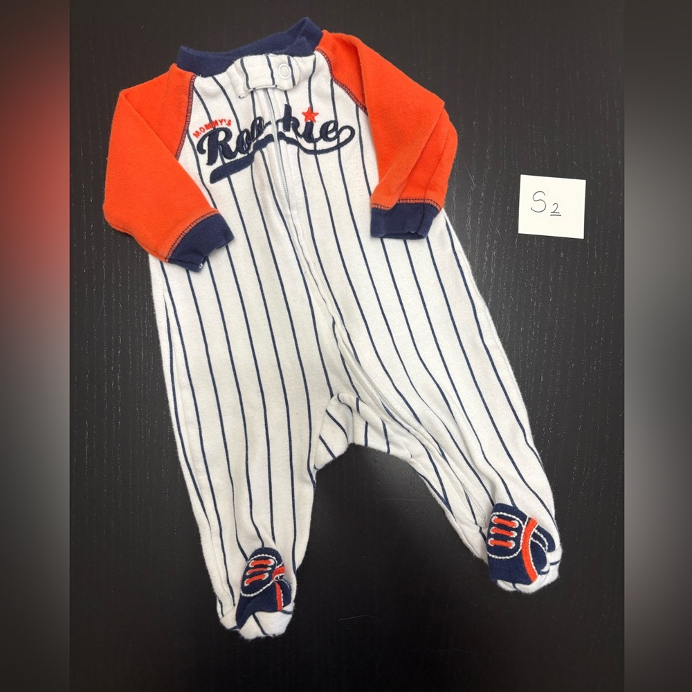⚾️ Carter’s “Mommy’s Rookie” Striped Newborn Baby Sleeper